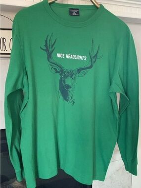 Vintage 2005 American Eagle NICE HEADLIGHTS Green LS Tee Deer Graphic Size L